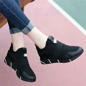 Nastyafashion Women Fashion Slip On Round-Toe Shoes