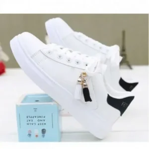 Nastyafashion Women Fashion Flat Solid Color Lace-Up Sneakers