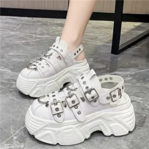 Nastyafashion Women Fashion Platform Solid Color Sneakers